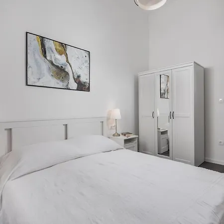 Apartment Nest In 1 Fiume Kültér fotó