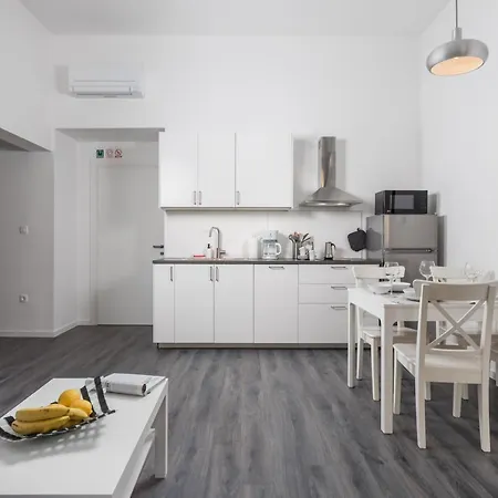 Apartment Nest In 1 Fiume Kültér fotó